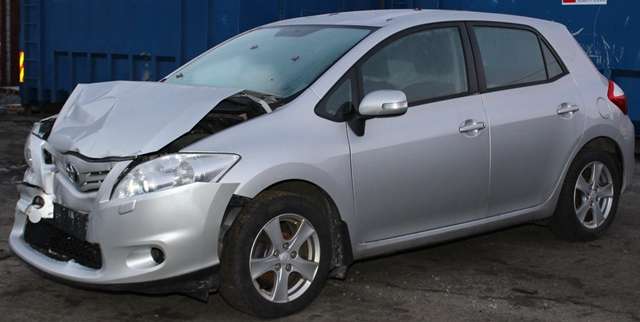 Toyota Auris 2010-2012 (Type I, Fase 2) , Motorkode: 1NR-FE, Girkassekode: 