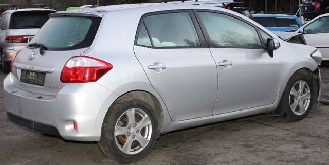 Toyota Auris 2010-2012 (Type I, Fase 2) , Motorkode: 1NR-FE, Girkassekode: 