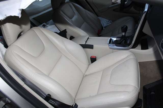 Volvo V60 2010-2013 (Type I, Fase 1) , Motorkode: D 5204 T2, Girkassekode: 