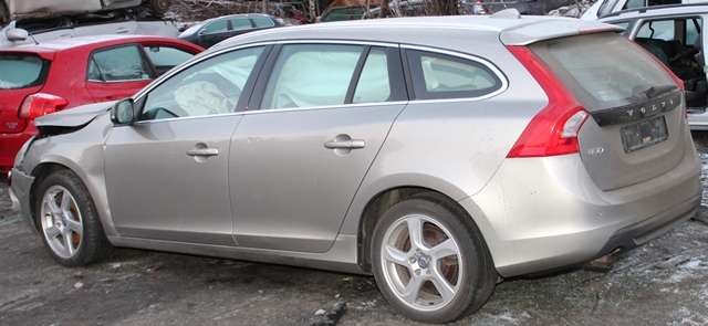 Volvo V60 2010-2013 (Type I, Fase 1) , Motorkode: D 5204 T2, Girkassekode: 
