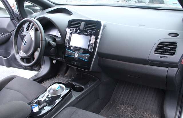 Nissan Leaf 2011-2017 (Type I) , Motorkode: EM57, Girkassekode: 