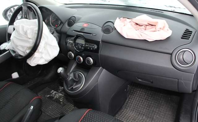 Mazda 2 2011-2014 (Type II, Fase 2) , Motorkode: ZJ-VE, Girkassekode: 