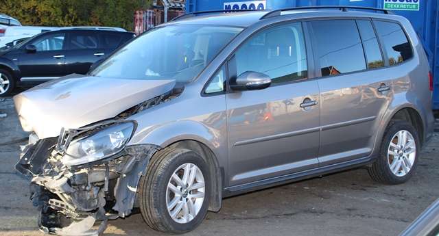 VW Touran 2010-2015 (Type I, Fase 3) , Motorkode: CAYC, Girkassekode: MFR