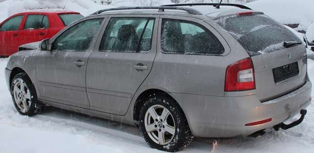 Škoda Octavia 2009-2013 (Type II, Fase 2) , Motorkode: BLS, Girkassekode: KNQ