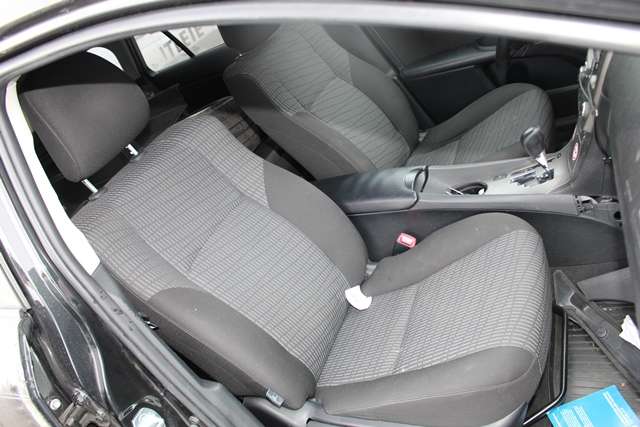 Toyota Avensis 2009-2015 (Type III, Fase 1) , Motorkode: 2ZR-FAE, Girkassekode: 