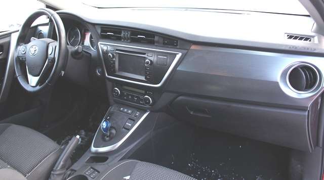 Toyota Auris 2013-2015 (Type II, Fase 1) , Motorkode: 2ZR-FXE, Girkassekode: 