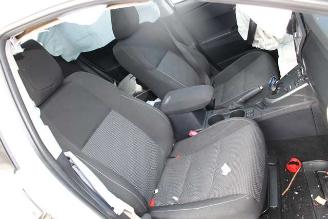 Toyota Auris 2013-2015 (Type II, Fase 1) , Motorkode: 2ZR-FXE, Girkassekode: 