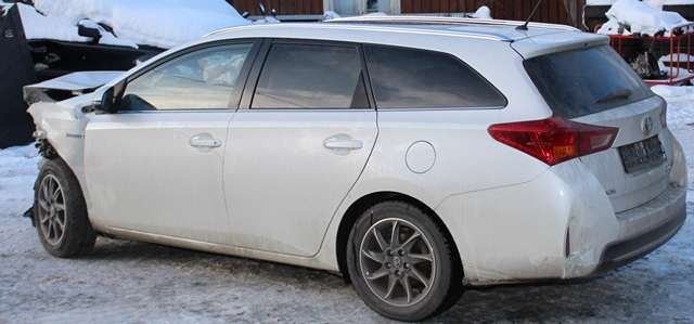 Toyota Auris 2013-2015 (Type II, Fase 1) , Motorkode: 2ZR-FXE, Girkassekode: 