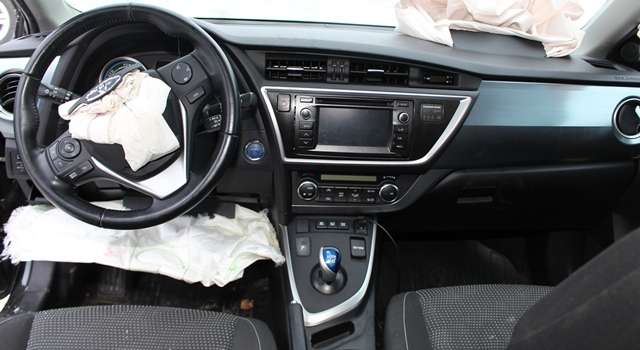 Toyota Auris 2013-2015 (Type II, Fase 1) , Motorkode: 2ZR-FXE, Girkassekode: 