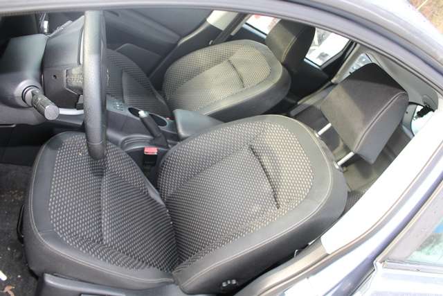 Nissan Qashqai 2007-2010 (Type I, Fase 1) , Motorkode: K9K 2, Girkassekode: