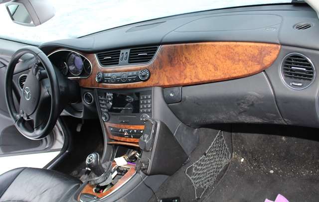 Mercedes CLS 2004-2010 (C219) (C219), Motorkode: OM642.920, Girkassekode: 