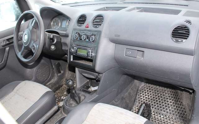 VW Caddy 2010-2015 (Type III, Fase 2) , Motorkode: CAYD, Girkassekode: LZY