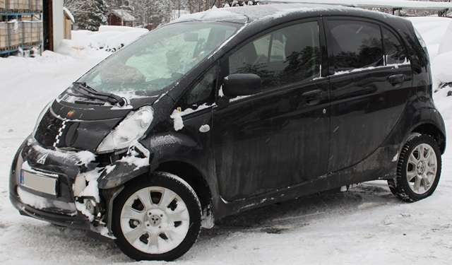 Mitsubishi i-MiEV 2010-->> , Motorkode: Y4F1, Girkassekode: 