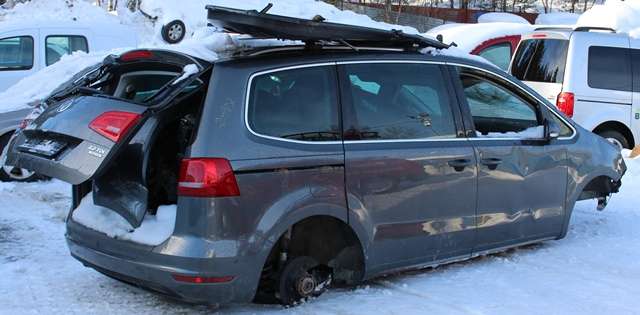 VW Sharan 2010-->> (Type II) , Motorkode: CFFB, Girkassekode: NGH