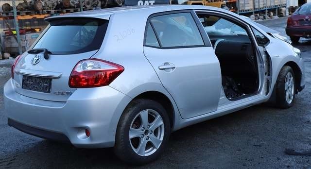 Toyota Auris 2010-2012 (Type I, Fase 2) , Motorkode: 2ZR-FXE, Girkassekode: 