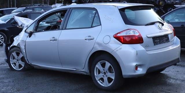 Toyota Auris 2010-2012 (Type I, Fase 2) , Motorkode: 2ZR-FXE, Girkassekode: 