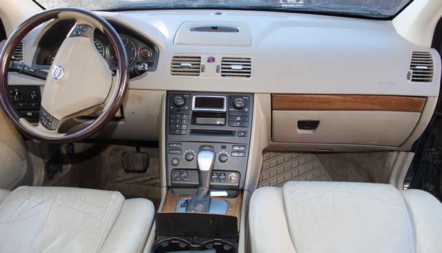 Volvo XC90 2002-2006 (Type I, Fase 1) , Motorkode: D 5244 T, Girkassekode: 