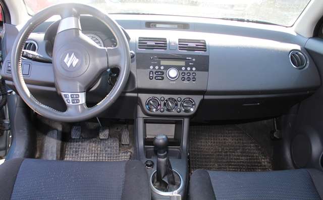 Suzuki Swift 2005-2010 , Motorkode: M13A, Girkassekode: 