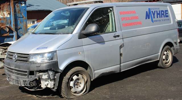 VW Transporter / Caravelle 2009-2015 (Fase 2) (T5) (T5), Motorkode: CFCA, Girkassekode: 