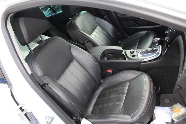Opel Insignia A 2009-2014 , Motorkode: A20DTJ, Girkassekode: 