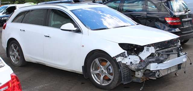 Opel Insignia A 2009-2014 , Motorkode: A20DTJ, Girkassekode: 