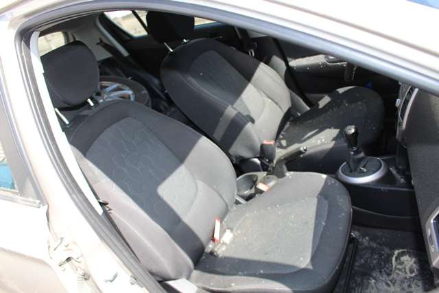 Hyundai i20 2009-2014 (Type I) , Motorkode: G4LA, Girkassekode: