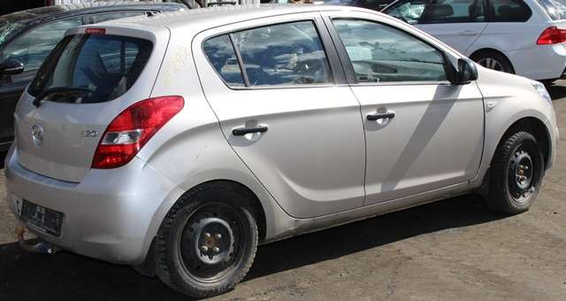 Hyundai i20 2009-2014 (Type I) , Motorkode: G4LA, Girkassekode: