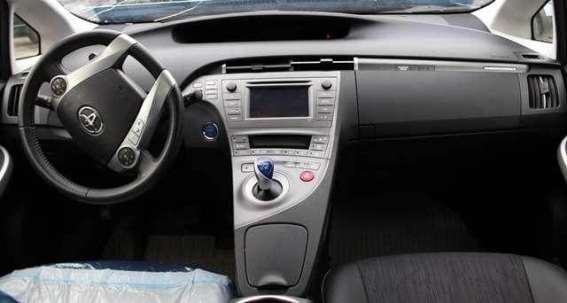 Toyota Prius 2009-2016 (Type III) (COMBI) (COMBI), Motorkode: 2ZR-FXE, Girkassekode: 