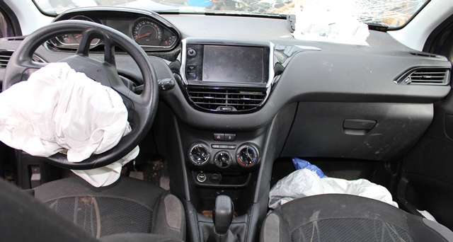 Peugeot 208 2012-2019 (Type I) , Motorkode: 8HR, Girkassekode: