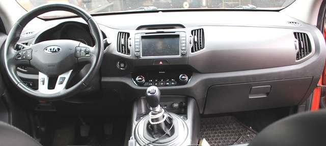 Kia Sportage 2010-2016 (Type III) , Motorkode: D4FD, Girkassekode: 