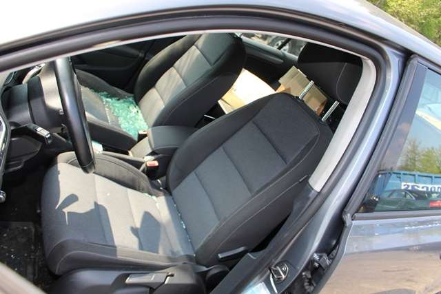 VW Golf VI 2008-2012 , Motorkode: CAYC, Girkassekode: LUB