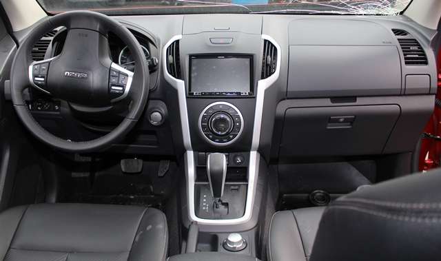 Isuzu D-Max 2017-2020 (Type II, Fase 2) , Motorkode: RZ4E-TC, Girkassekode: 
