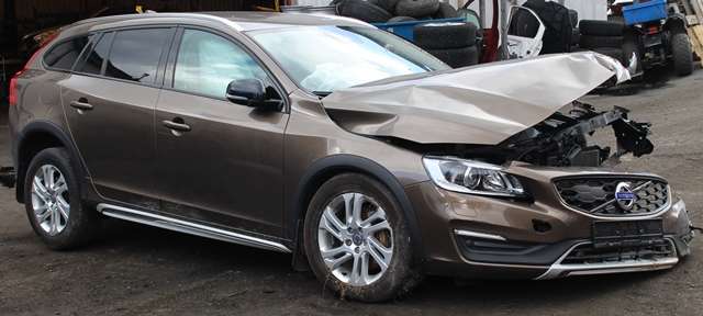 Volvo V60/V60 CC 2013-2018 (Type I, Fase 2) , Motorkode: D 4204 T4, Girkassekode: 