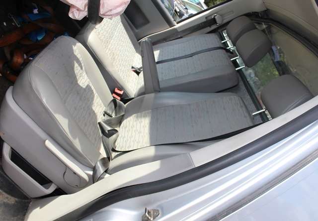 VW Transporter / Caravelle 2009-2015 (Fase 2) (T5) (T5), Motorkode: CAAB, Girkassekode: LRS