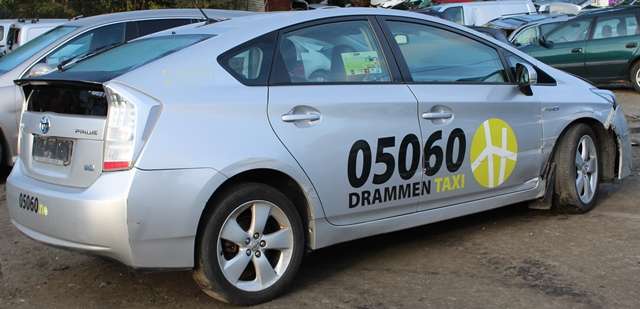 Toyota Prius 2009-2016 (Type III) (COMBI) (COMBI), Motorkode: 2ZR-FXE, Girkassekode: