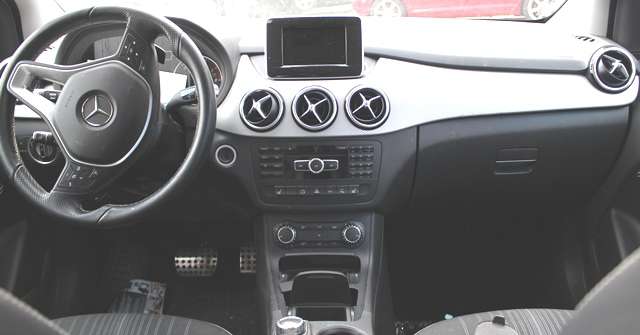 Mercedes B-Klasse 2011-2018 (W246) (W246), Motorkode: M270.920, Girkassekode: 