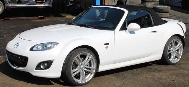 Mazda MX-5 2006-2015 (Type III) , Motorkode: L828, Girkassekode: