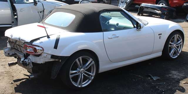 Mazda MX-5 2006-2015 (Type III) , Motorkode: L828, Girkassekode:
