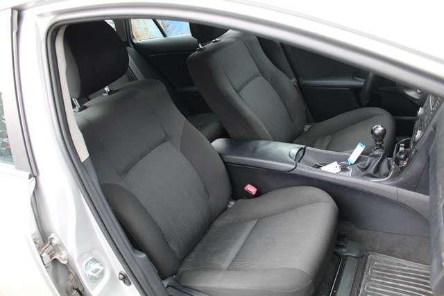 Toyota Avensis 2009-2015 (Type III, Fase 1) , Motorkode: 1ZR-FAE, Girkassekode: 