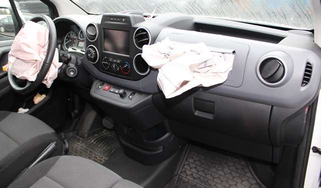 Peugeot Partner 2015-2019 (Type II, Fase 2) , Motorkode: BHY, Girkassekode: 