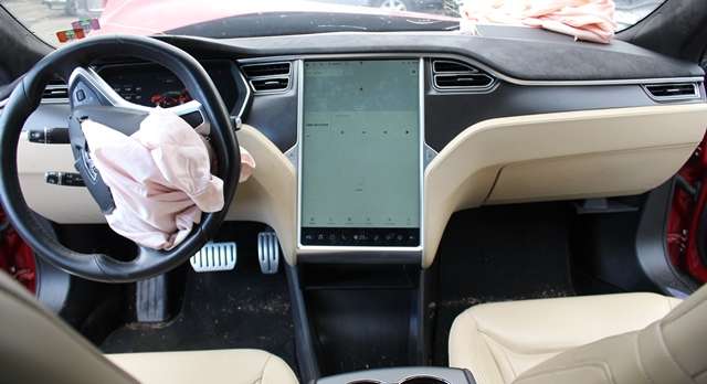 Tesla Model S 2013-2016 (Fase 1) , Motorkode: L2S, Girkassekode: 