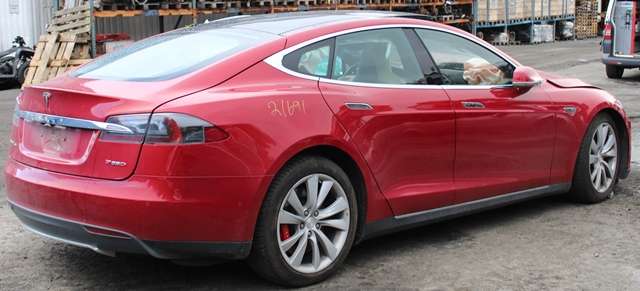 Tesla Model S 2013-2016 (Fase 1) , Motorkode: L2S, Girkassekode: 