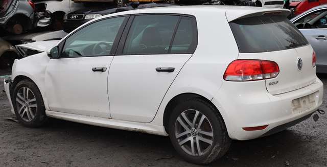 VW Golf VI 2008-2012 , Motorkode: CBZA, Girkassekode: MHV