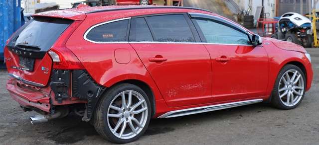 Volvo V60/V60 CC 2013-2018 (Type I, Fase 2) , Motorkode: D82PHEV, Girkassekode: 