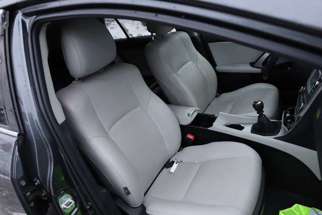 Toyota Avensis 2009-2015 (Type III, Fase 1) , Motorkode: 1AD-FTV, Girkassekode: 