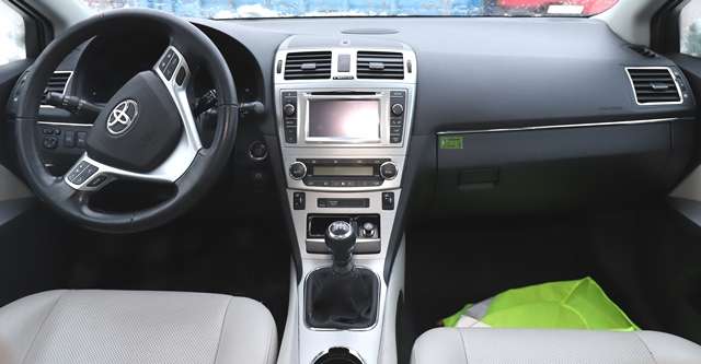 Toyota Avensis 2009-2015 (Type III, Fase 1) , Motorkode: 1AD-FTV, Girkassekode: 
