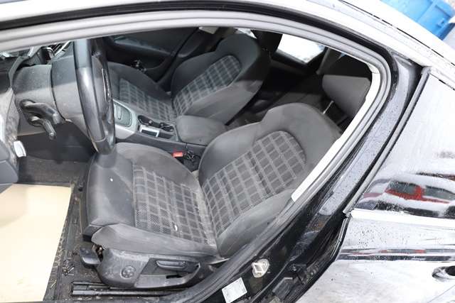 Audi A4 2007-2014 (Type IV) (B8) (B8), Motorkode: CDHA, Girkassekode: LXS