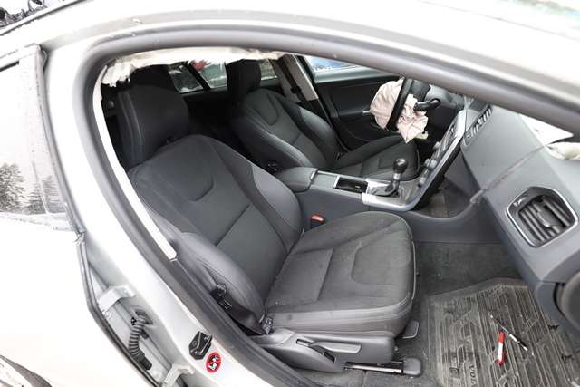 Volvo V60 2010-2013 (Type I, Fase 1) , Motorkode: D 4162 T, Girkassekode: 