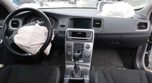 Volvo V60 2010-2013 (Type I, Fase 1) , Motorkode: D 4162 T, Girkassekode: 