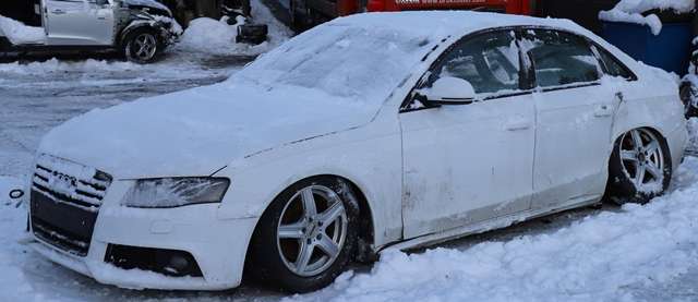 Audi A4 2007-2014 (Type IV) (B8) (B8), Motorkode: CDHB, Girkassekode: KXN